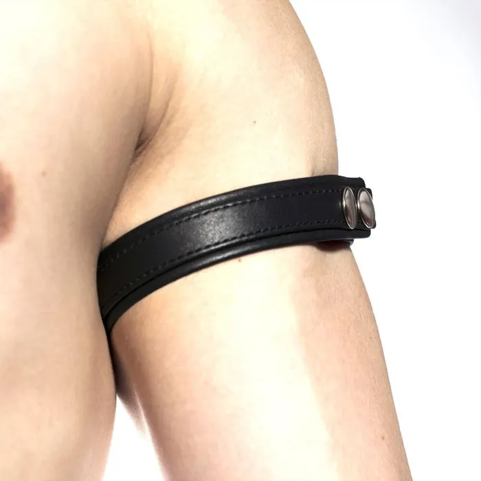 Prowler RED Restraints Prowler RED Leather Bicep Band Black
