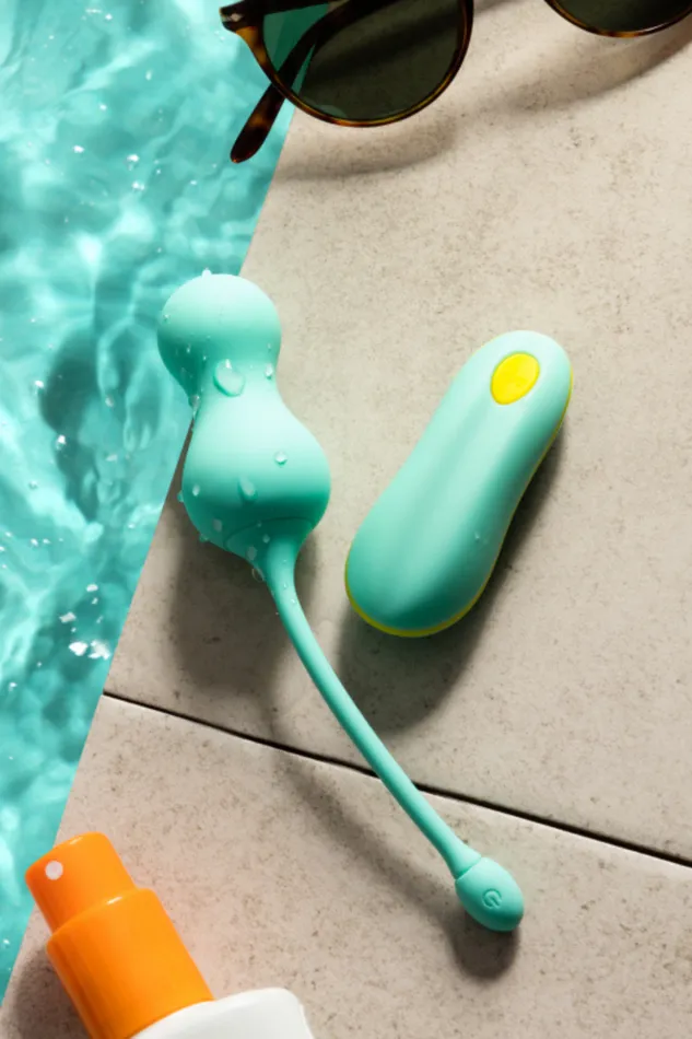 Cello Vibrating Egg ROMP Female Sex Toys