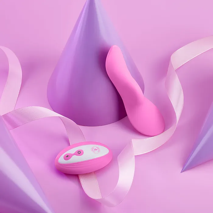 Female Sex Toys Femme Funn Femme Funn Unda MagnetFree Panty Vibrator
