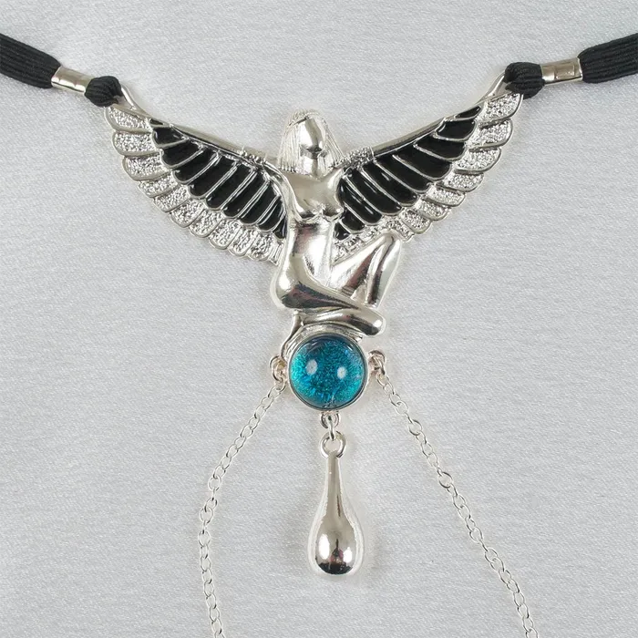 Anal Sylvie Monthule Sylvie Monthule The Kiss of Isis GString Silver