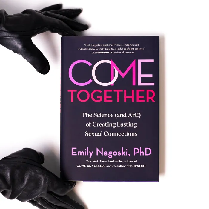 Dildos Emily Nagoski Come Together The Science and Art of Creating Lasting Sexual Connections Dildos Emily Nagoski Come Together The Science and Art of Creating Lasting Sexual Connections
